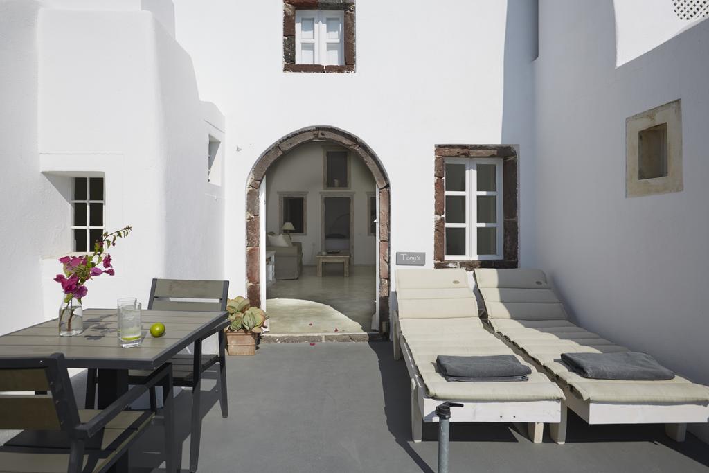 Atrina Canava 1894 Oia  Habitación foto